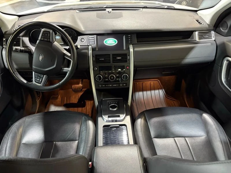 2019 Land Rover Discovery 5th Gen - Image 12 of 12