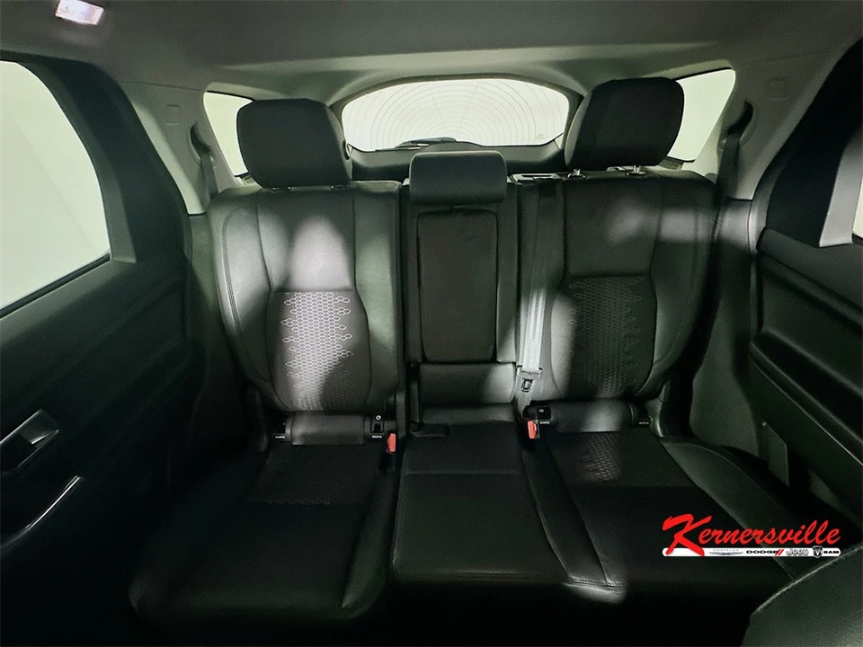 2019 Land Rover Discovery 5th Gen - Image 13 of 21