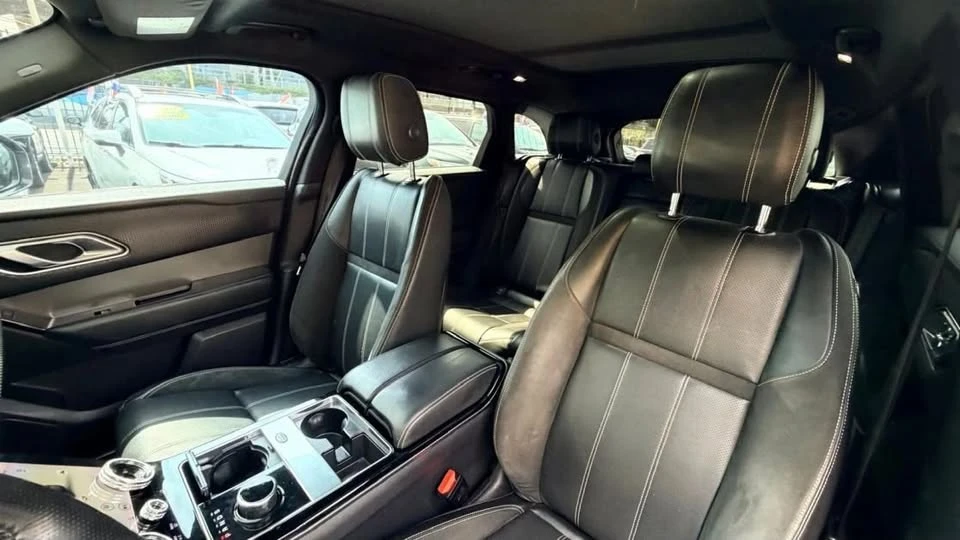2019 Land Rover Range Rover Velar - Image 12 of 15