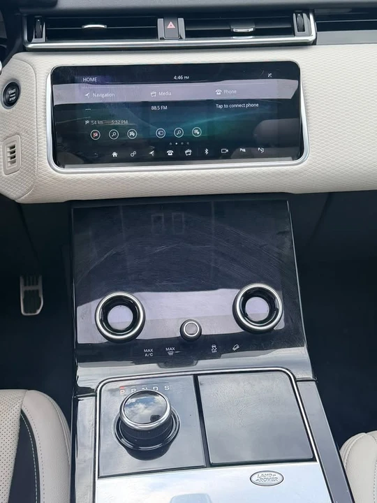 2019 Land Rover Range Rover Velar - Image 6 of 12