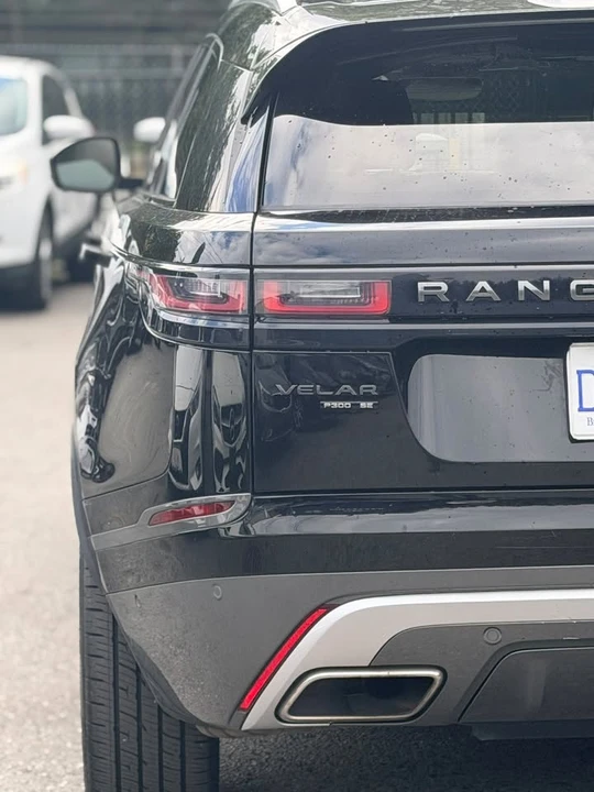 2019 Land Rover Range Rover Velar - Image 8 of 12