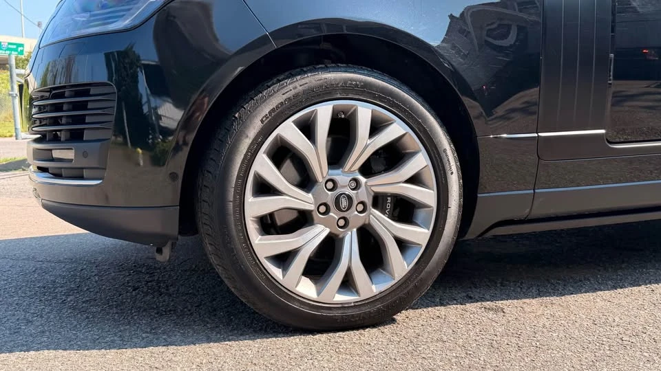 2019 Land Rover Range Rover L405 - Image 9 of 20