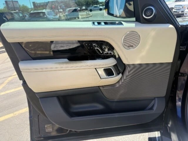 2019 Land Rover Range Rover L405 - Image 11 of 20