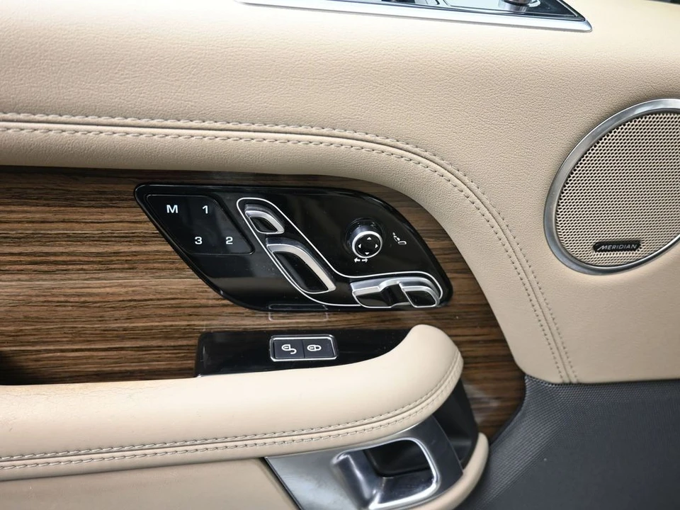 2019 Land Rover Range Rover L405 - Image 16 of 21
