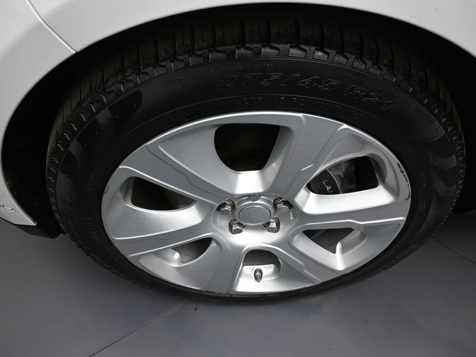 2019 Land Rover Range Rover L405 - Image 14 of 21