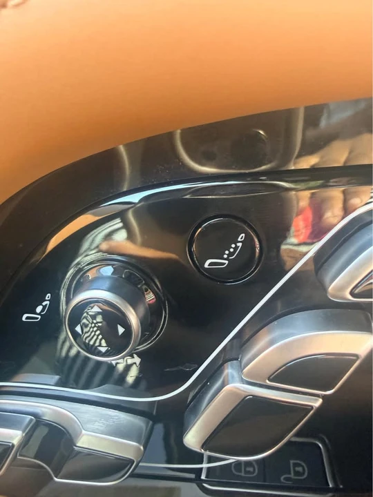 2019 Land Rover Range Rover L405 - Image 13 of 19
