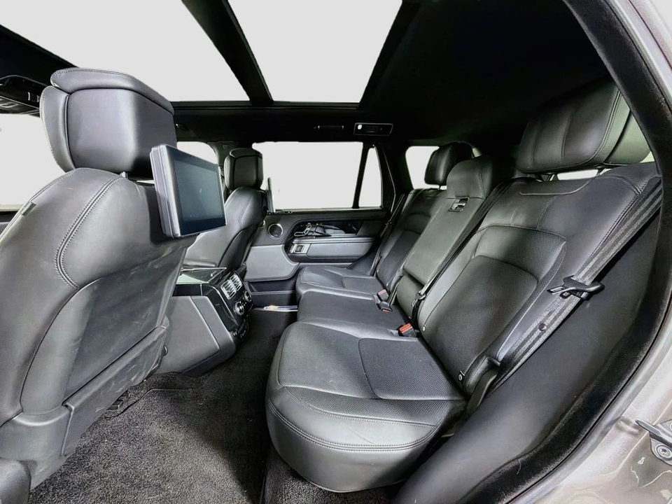 2019 Land Rover Range Rover L405 - Image 25 of 31