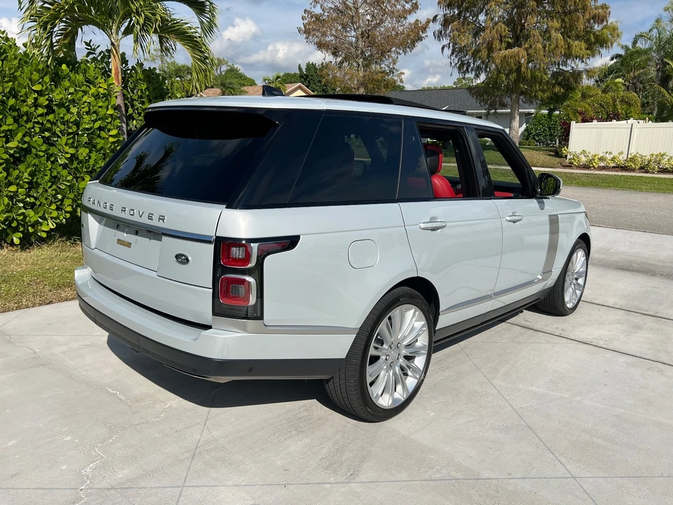 2019 Land Rover Range Rover L405 - Image 10 of 21
