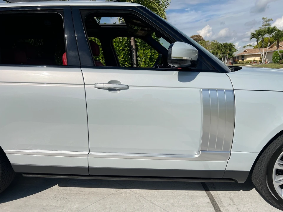 2019 Land Rover Range Rover L405 - Image 17 of 21