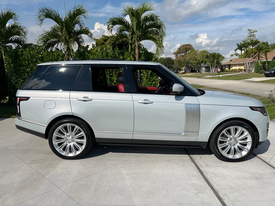 2019 Land Rover Range Rover L405 - Image 11 of 21