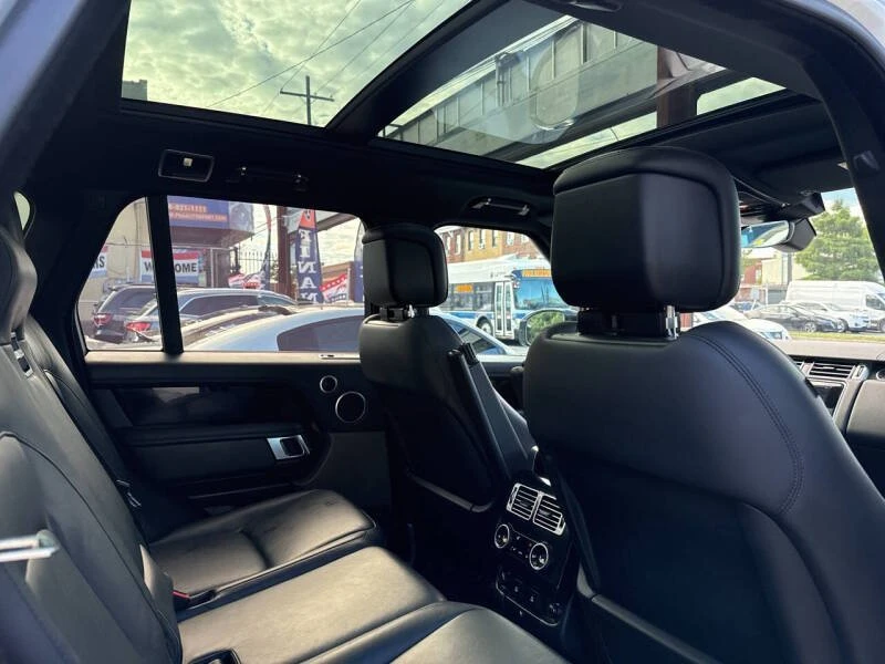 2019 Land Rover Range Rover L405 - Image 7 of 17