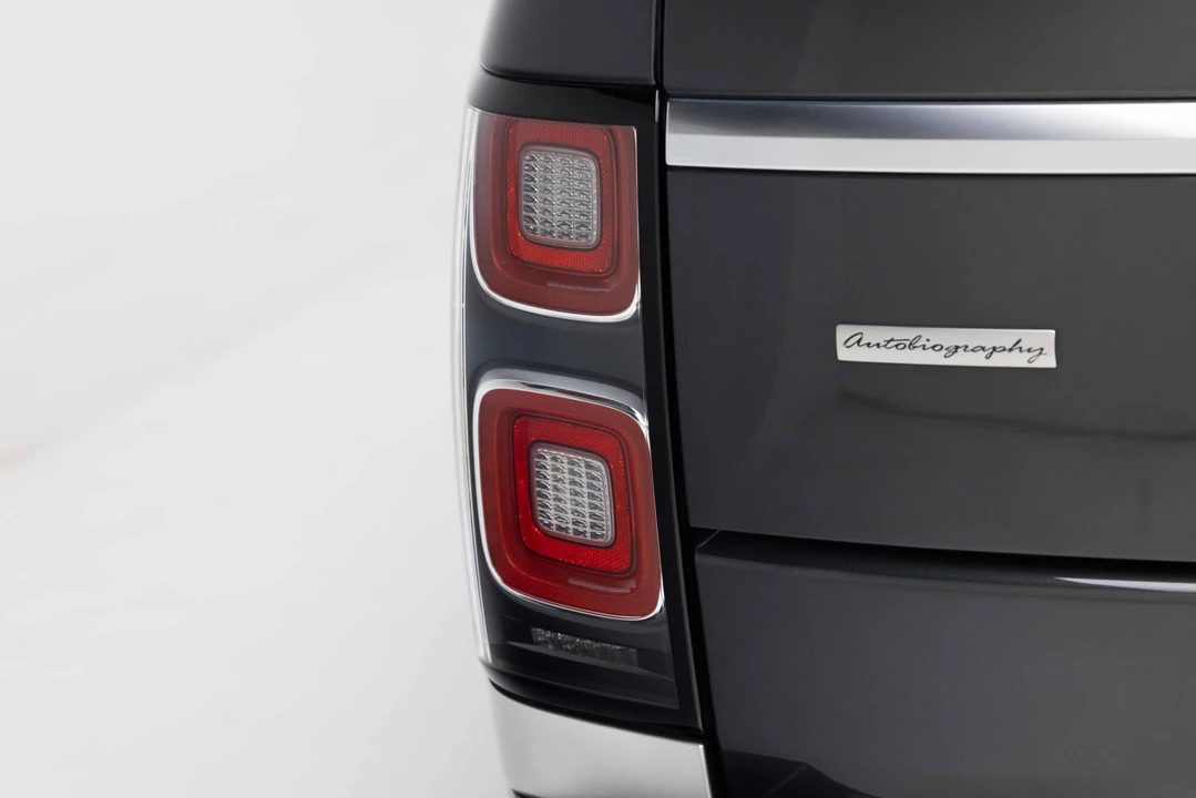 2019 Land Rover Range Rover L405 - Image 16 of 31