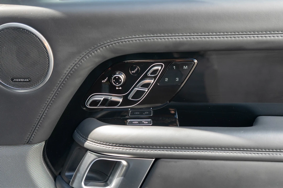 2019 Land Rover Range Rover L405 - Image 30 of 31