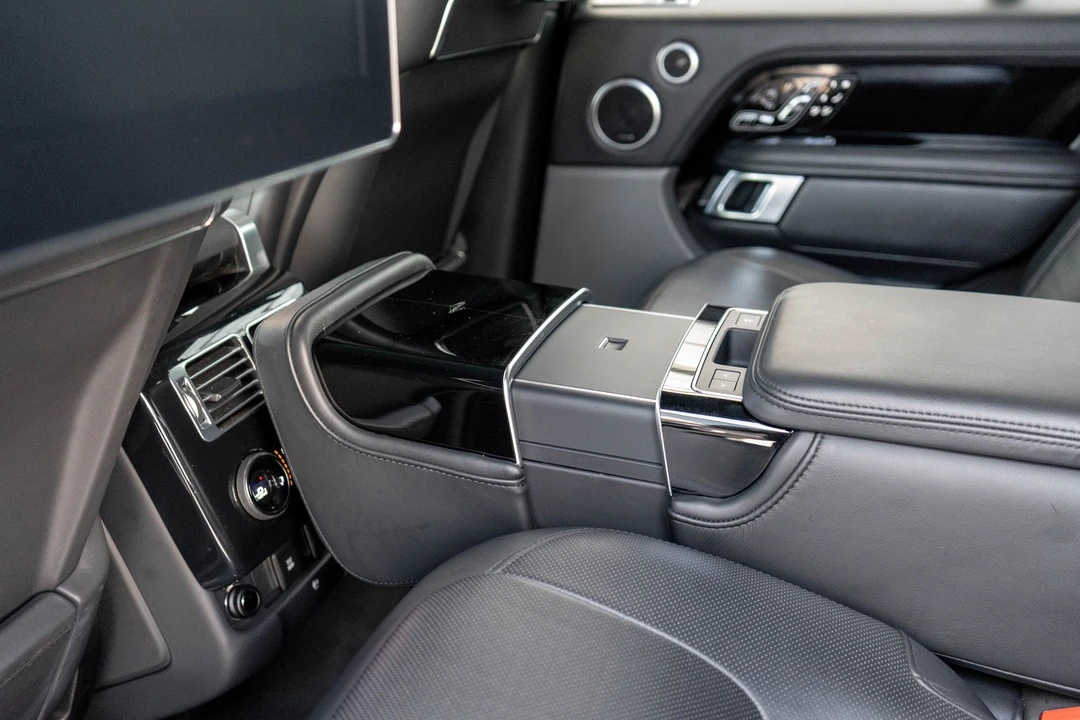 2019 Land Rover Range Rover L405 - Image 26 of 31