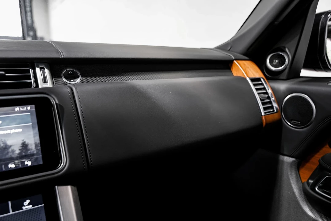 2019 Land Rover Range Rover L405 - Image 17 of 21