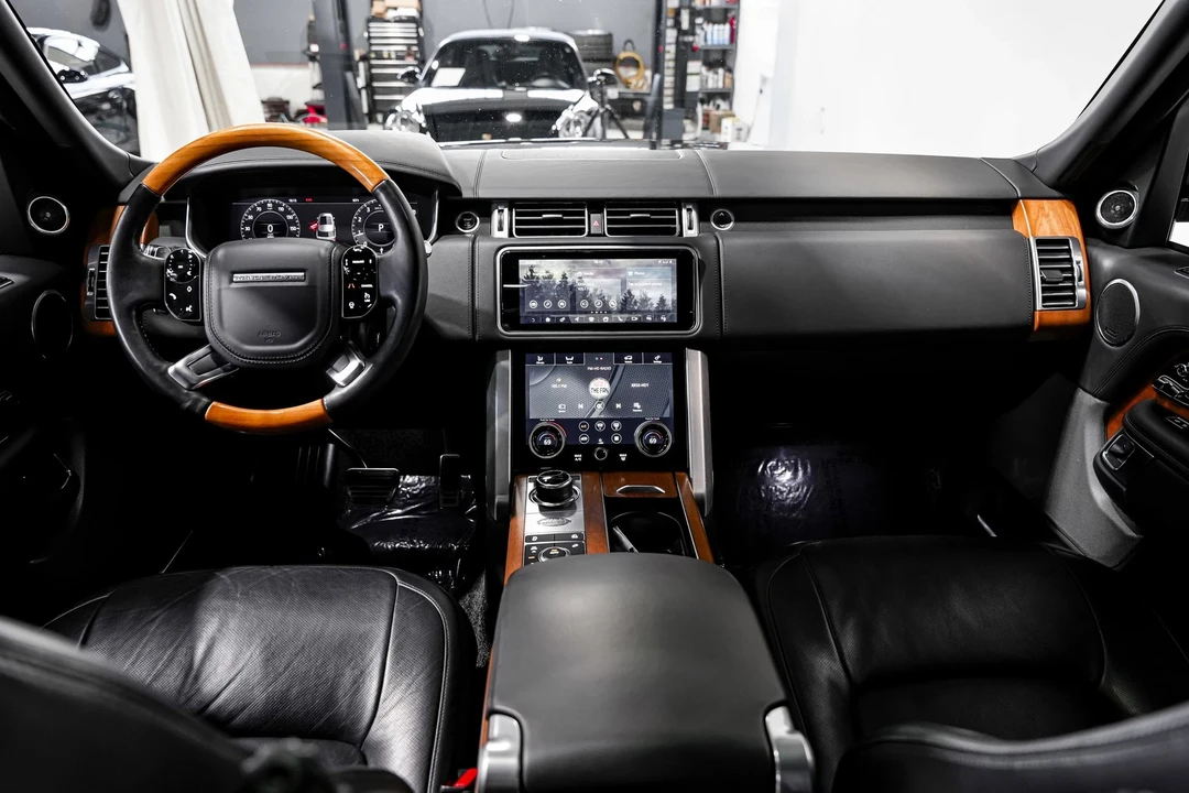 2019 Land Rover Range Rover L405 - Image 19 of 21