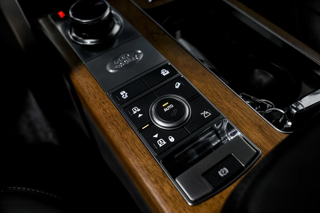 2019 Land Rover Range Rover L405 - Image 15 of 21