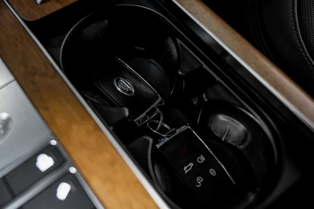 2019 Land Rover Range Rover L405 - Image 16 of 21