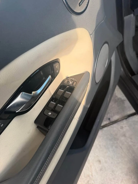 2019 Land Rover Range Rover Evoque 2nd Gen - Image 6 of 8
