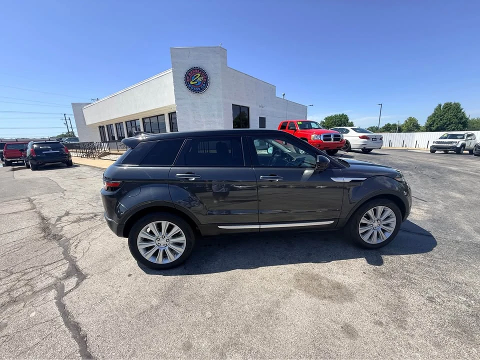 2019 Land Rover Range Rover Evoque 2nd Gen - Image 9 of 14