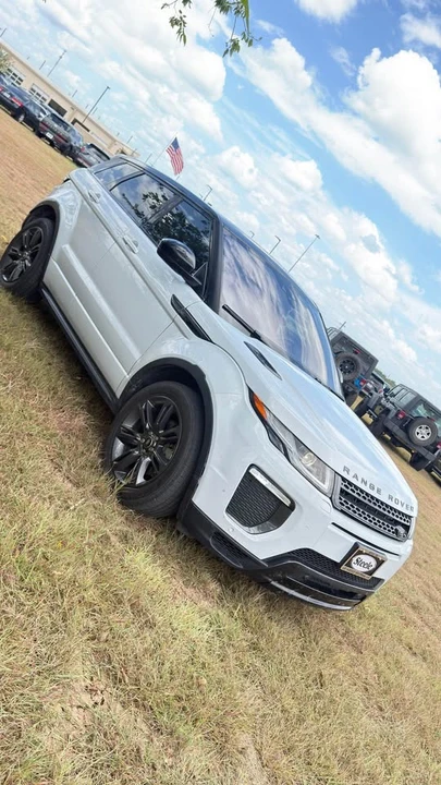 2019 Land Rover Range Rover Evoque 2nd Gen - Image 3 of 11