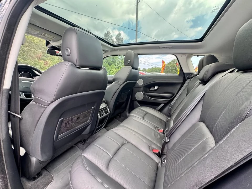 2019 Land Rover Range Rover Evoque 2nd Gen - Image 9 of 17