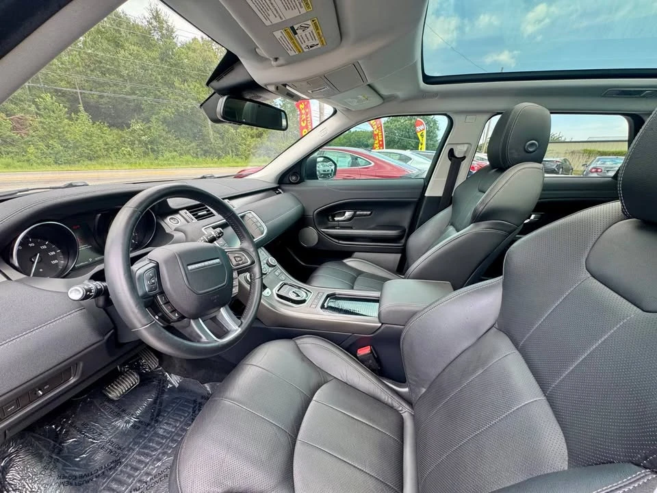 2019 Land Rover Range Rover Evoque 2nd Gen - Image 8 of 17