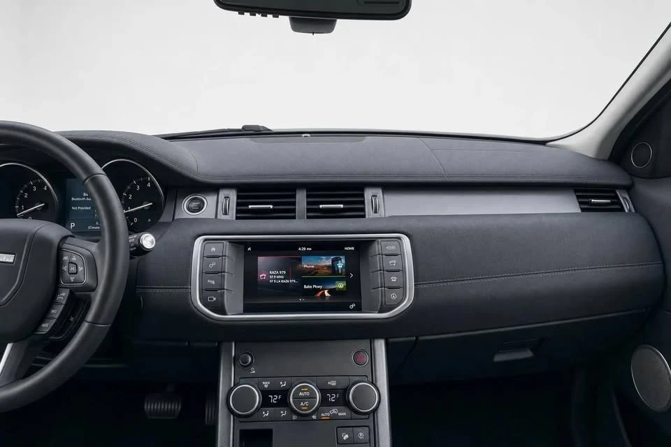 2019 Land Rover Range Rover Evoque 2nd Gen - Image 18 of 19