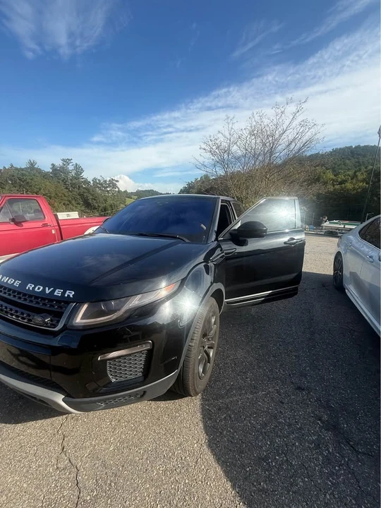 2019 Land Rover Range Rover Evoque 2nd Gen - Image 2 of 8
