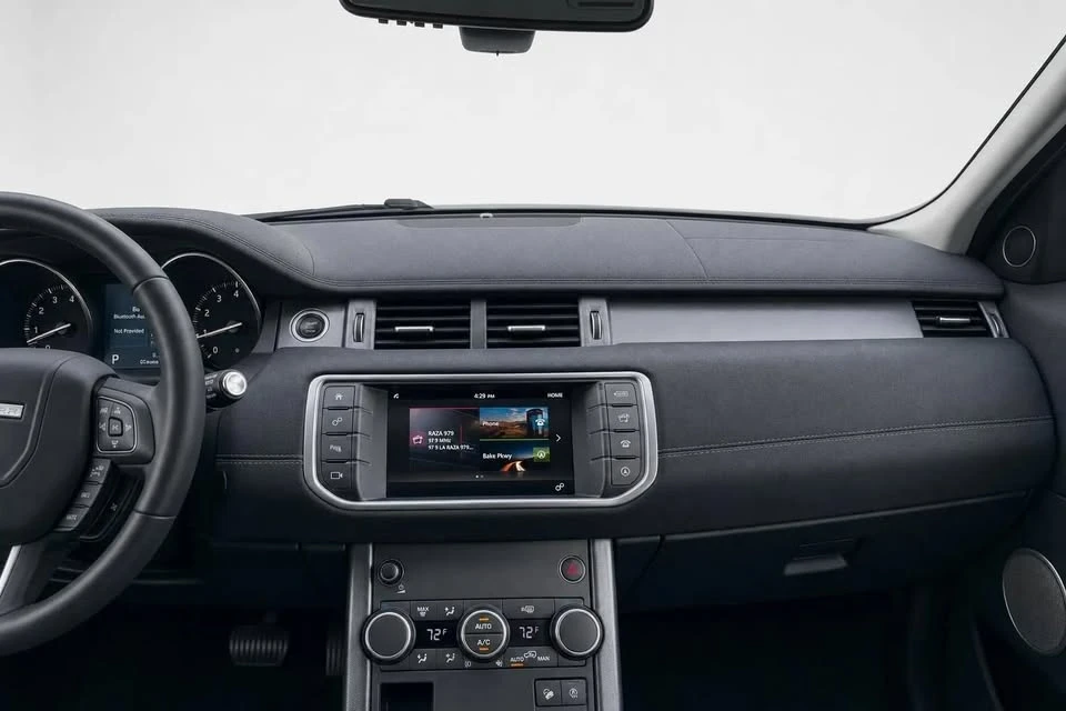 2019 Land Rover Range Rover Evoque 2nd Gen - Image 18 of 19