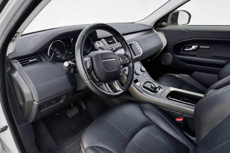 2019 Land Rover Range Rover Evoque 2nd Gen - Image 6 of 19