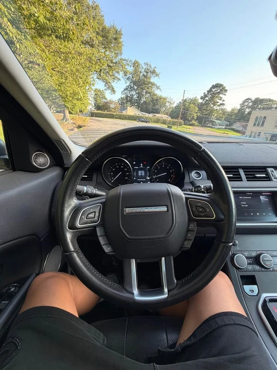 2019 Land Rover Range Rover Evoque 2nd Gen - Image 19 of 19
