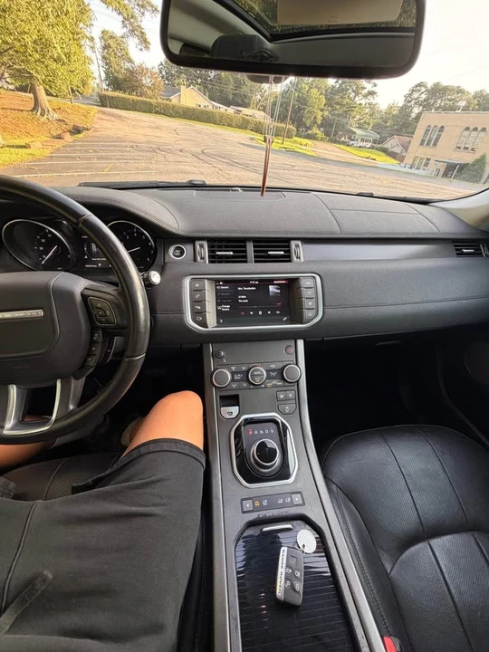 2019 Land Rover Range Rover Evoque 2nd Gen - Image 19 of 20