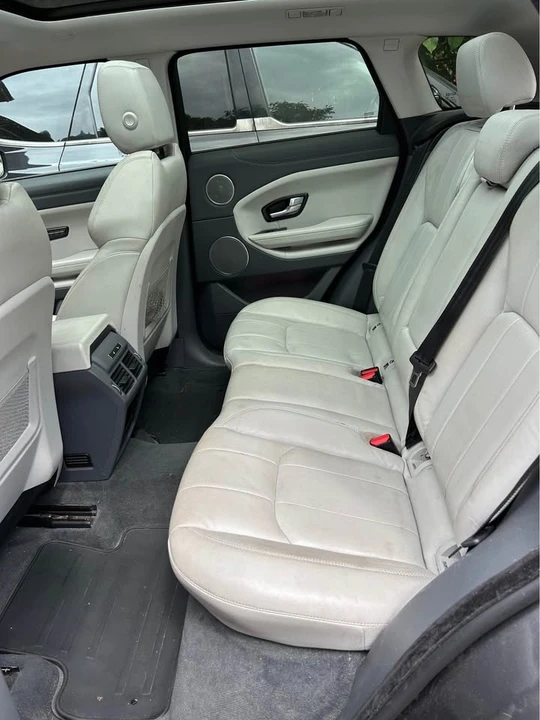 2019 Land Rover Range Rover Evoque 2nd Gen - Image 14 of 20