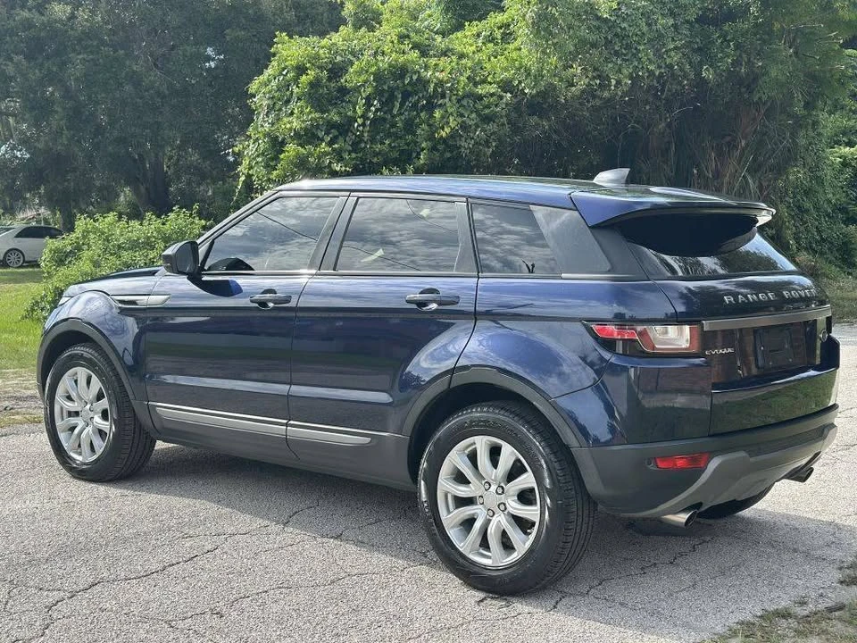 2019 Land Rover Range Rover Evoque 2nd Gen - Image 9 of 12