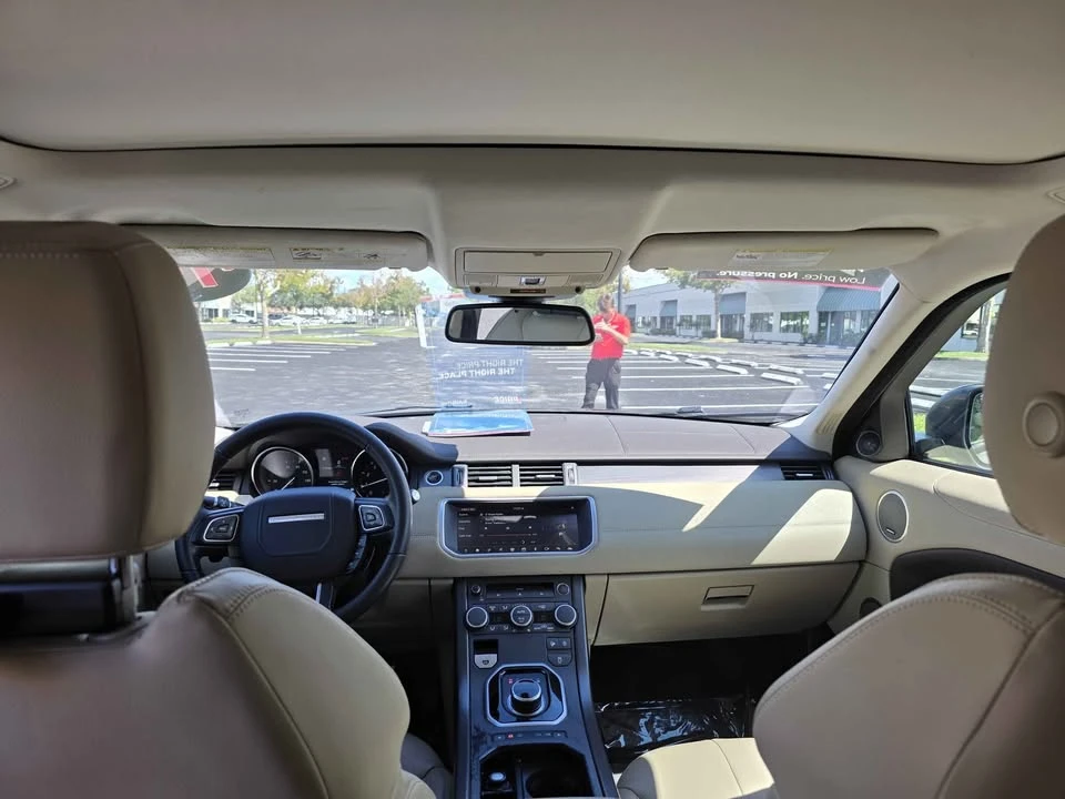 2019 Land Rover Range Rover Evoque 2nd Gen - Image 8 of 11
