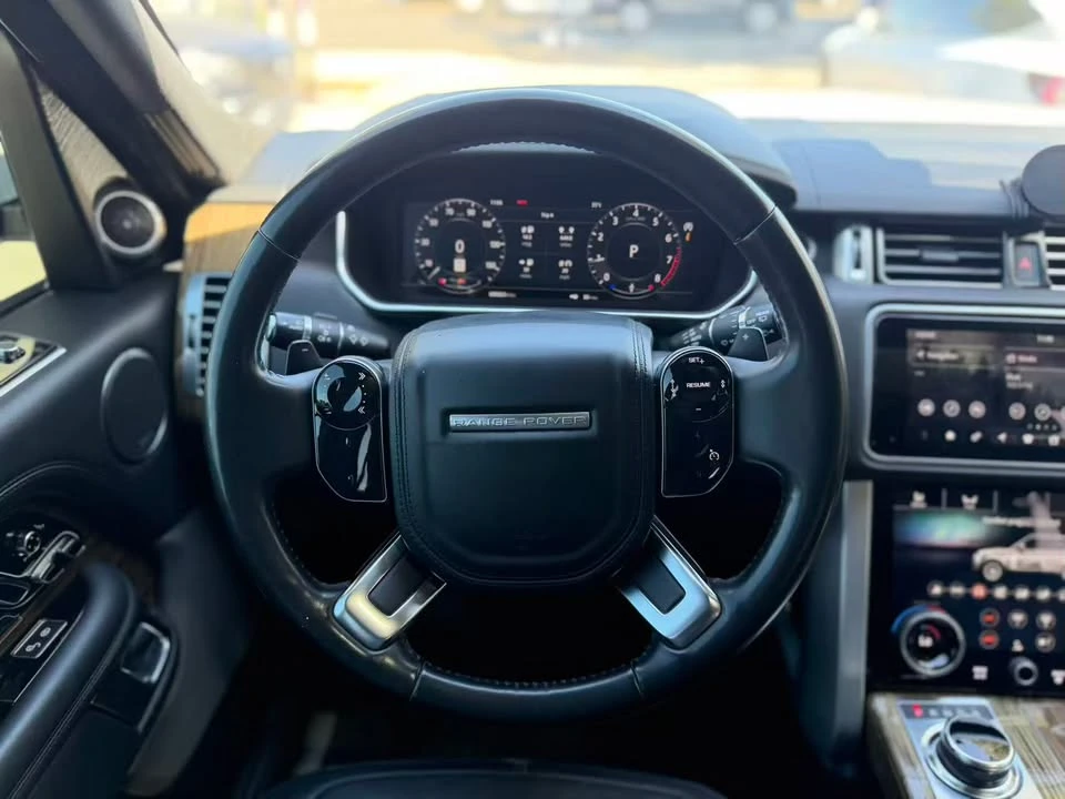 2019 Land Rover Range Rover L405 - Image 11 of 19