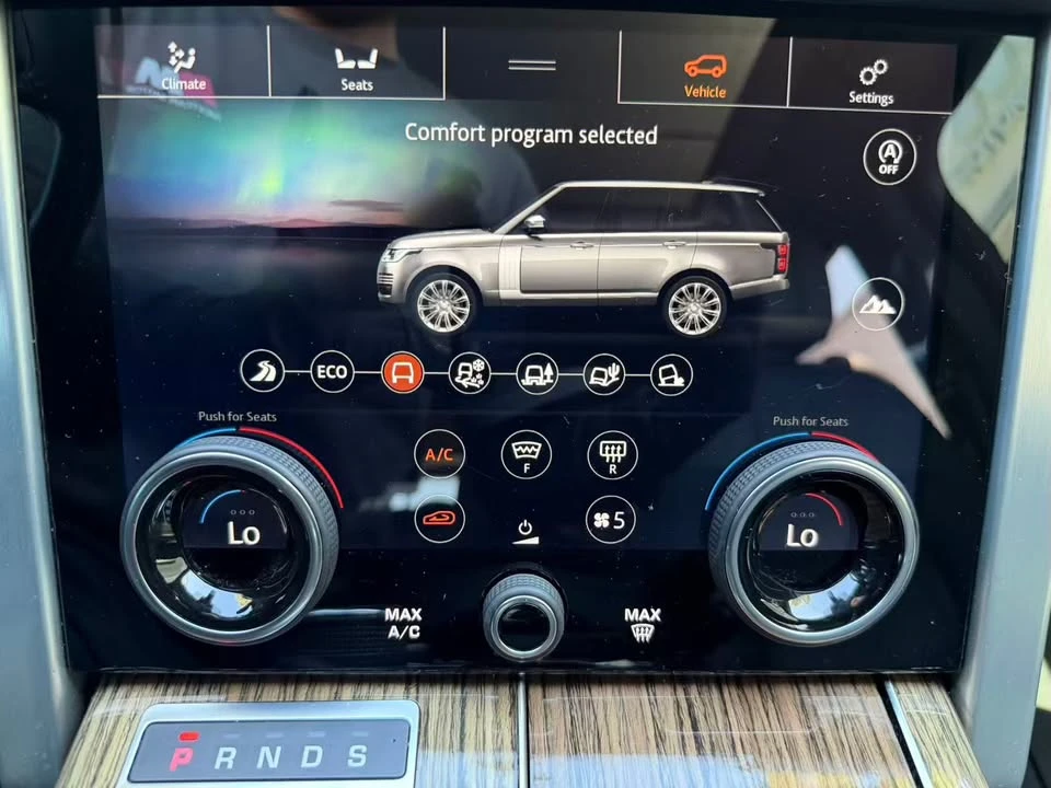2019 Land Rover Range Rover L405 - Image 17 of 19