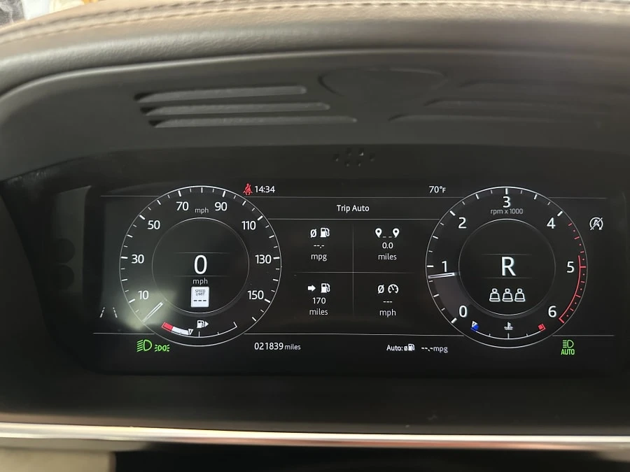 2019 Land Rover Range Rover L405 - Image 11 of 12