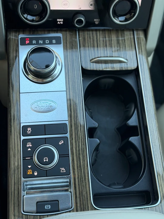 2019 Land Rover - Image 22 of 31