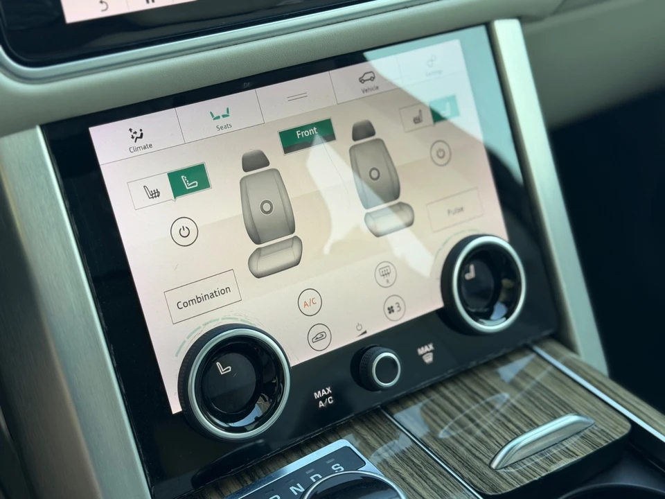 2019 Land Rover - Image 27 of 31