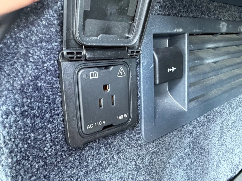 2019 Land Rover Range Rover L405 - Image 6 of 21