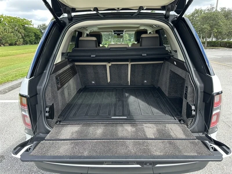 2019 Land Rover Range Rover L405 - Image 12 of 21