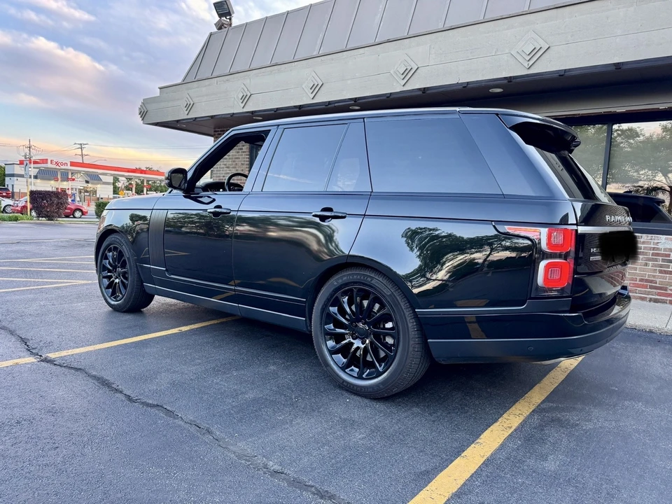 2019 Land Rover Range Rover L405 - Image 19 of 31