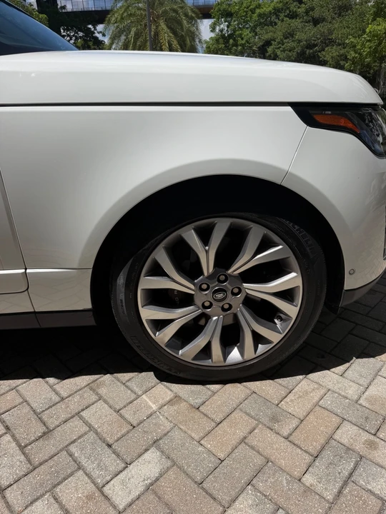 2019 Land Rover Range Rover L405 - Image 17 of 31