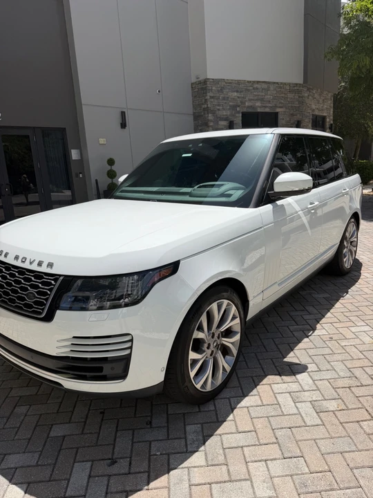 2019 Land Rover Range Rover L405 - Image 5 of 31