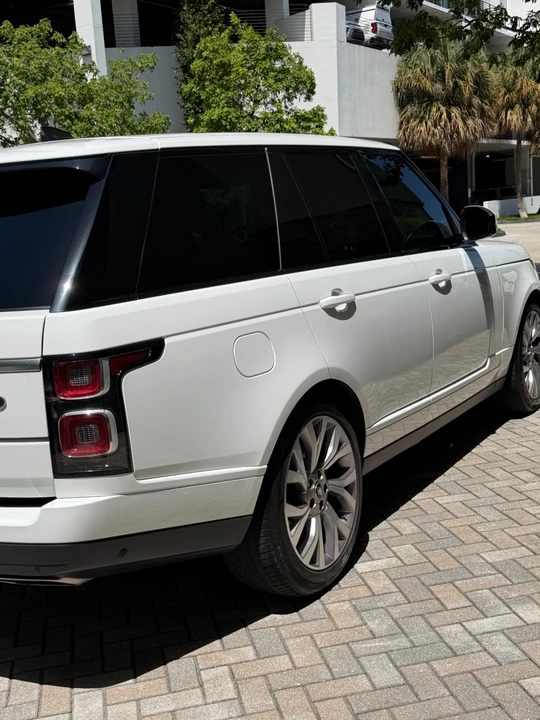 2019 Land Rover Range Rover L405 - Image 6 of 31