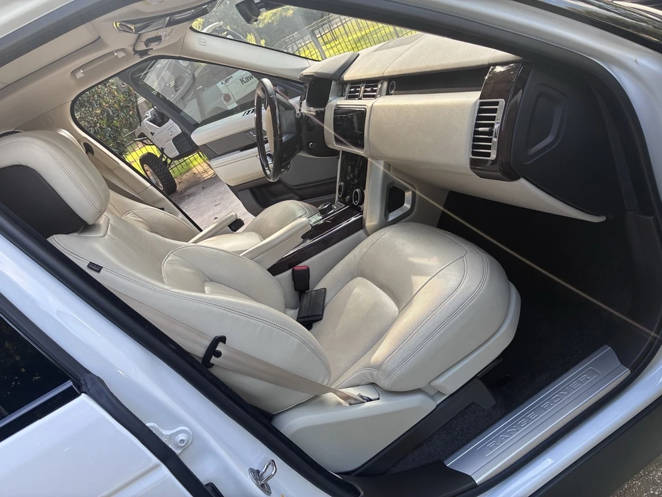 2019 Land Rover Range Rover L405 - Image 16 of 21