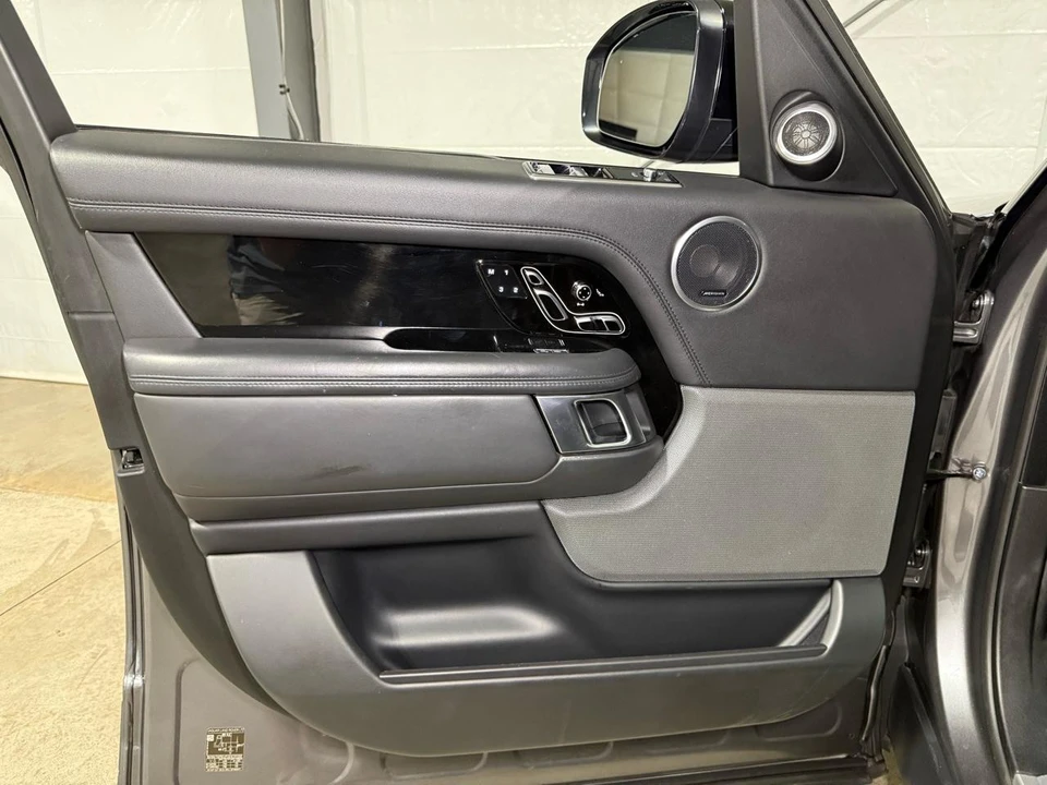2019 Land Rover Range Rover L405 - Image 12 of 31