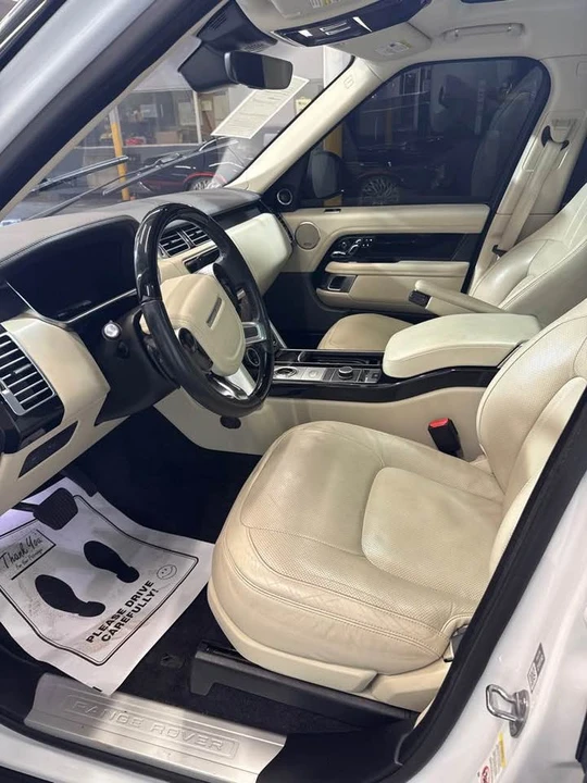2019 Land Rover Range Rover L405 - Image 9 of 14